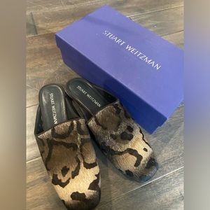 Stuart Weitzman. Size 9. Flats